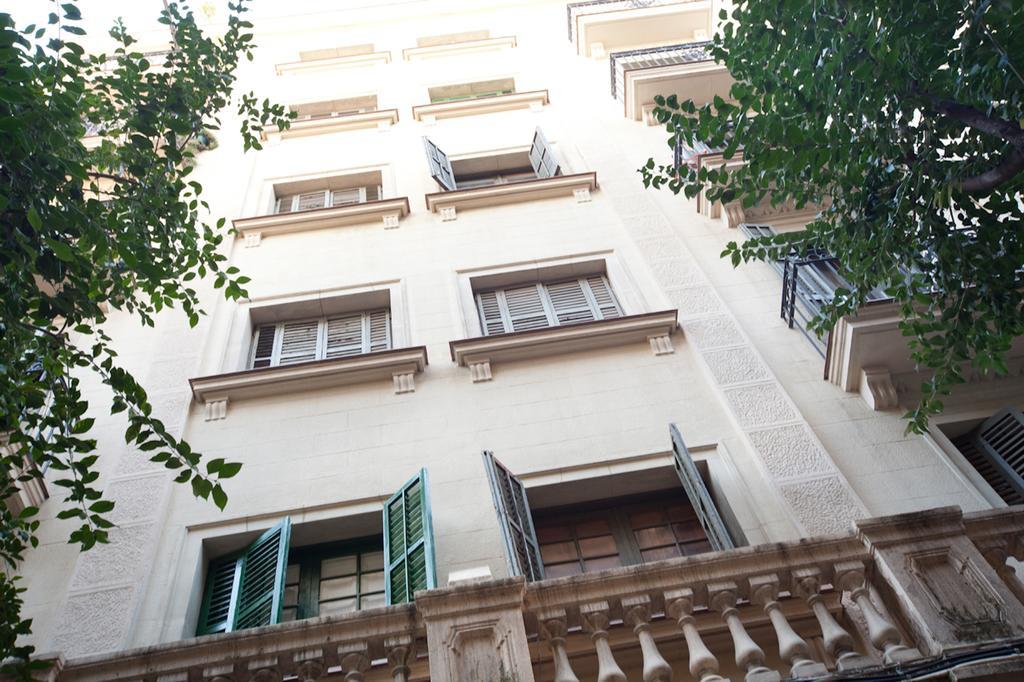 Alcam Rizal Apartment Barcelona Exterior photo
